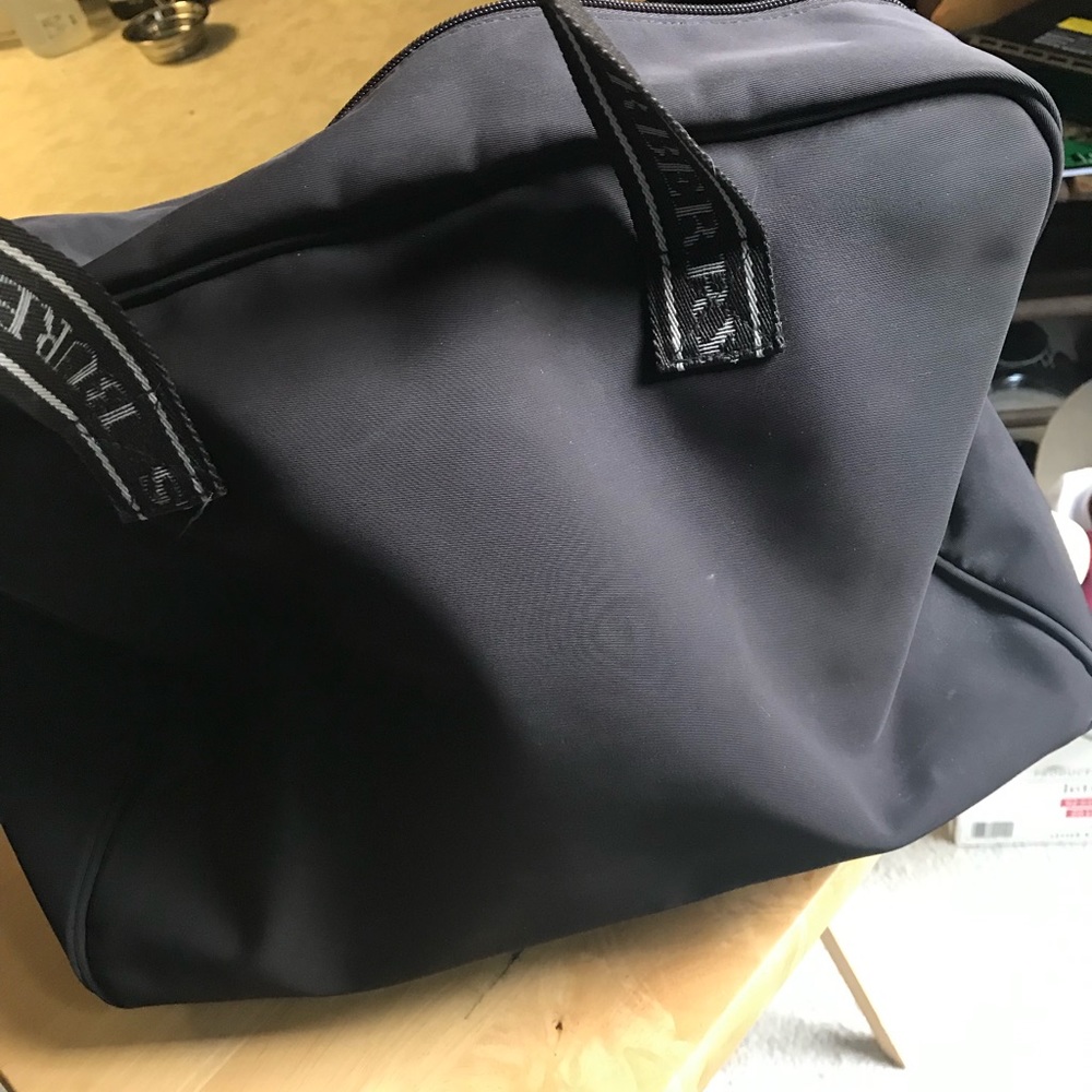 Burberry Travel 🧭Bag
